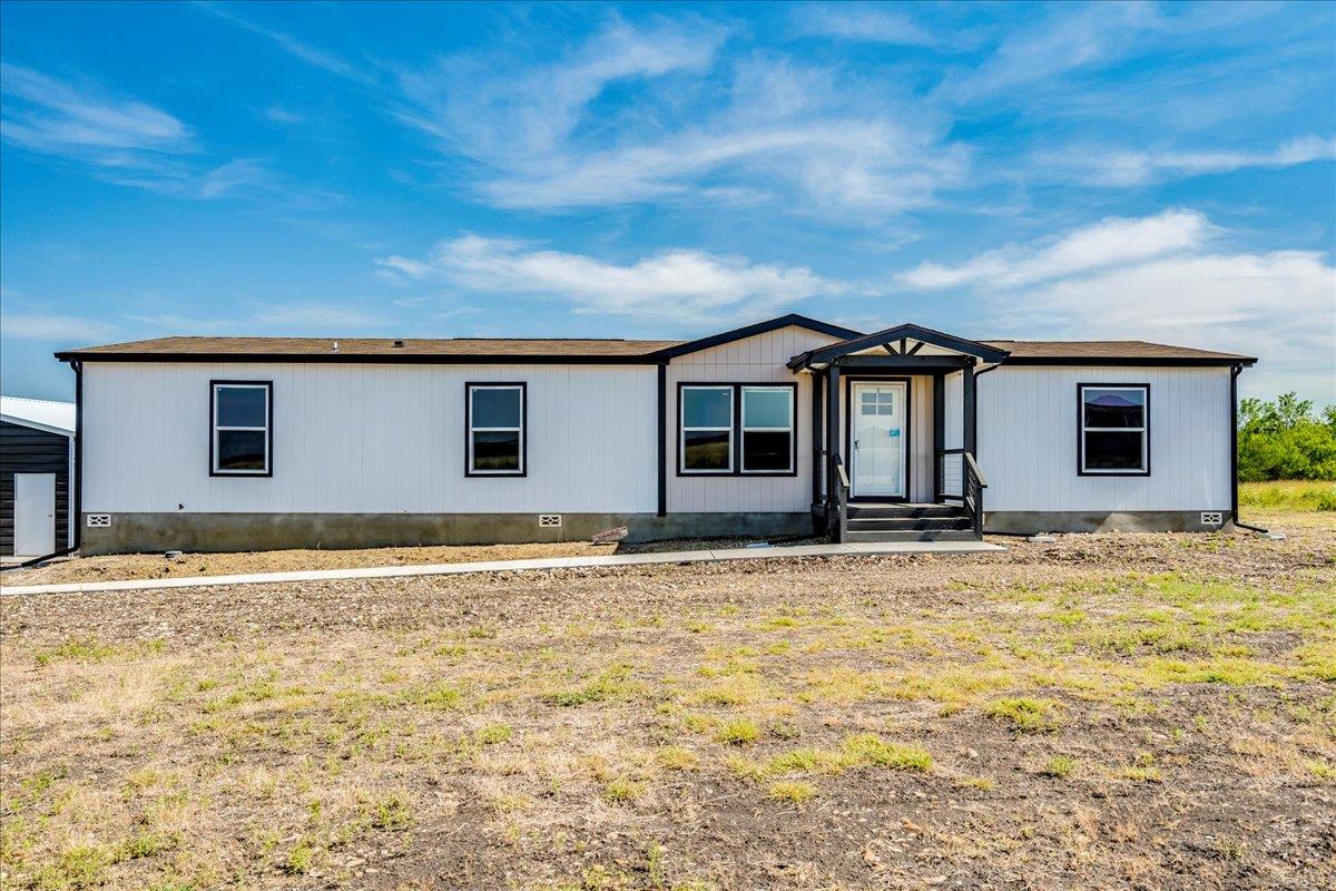 4927 Mustang Way Property Photo