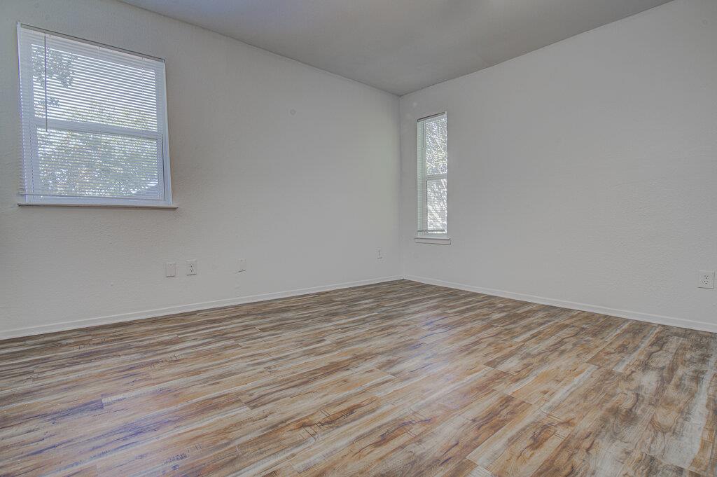 1807 Briar Hill Dr #b Property Photo 11