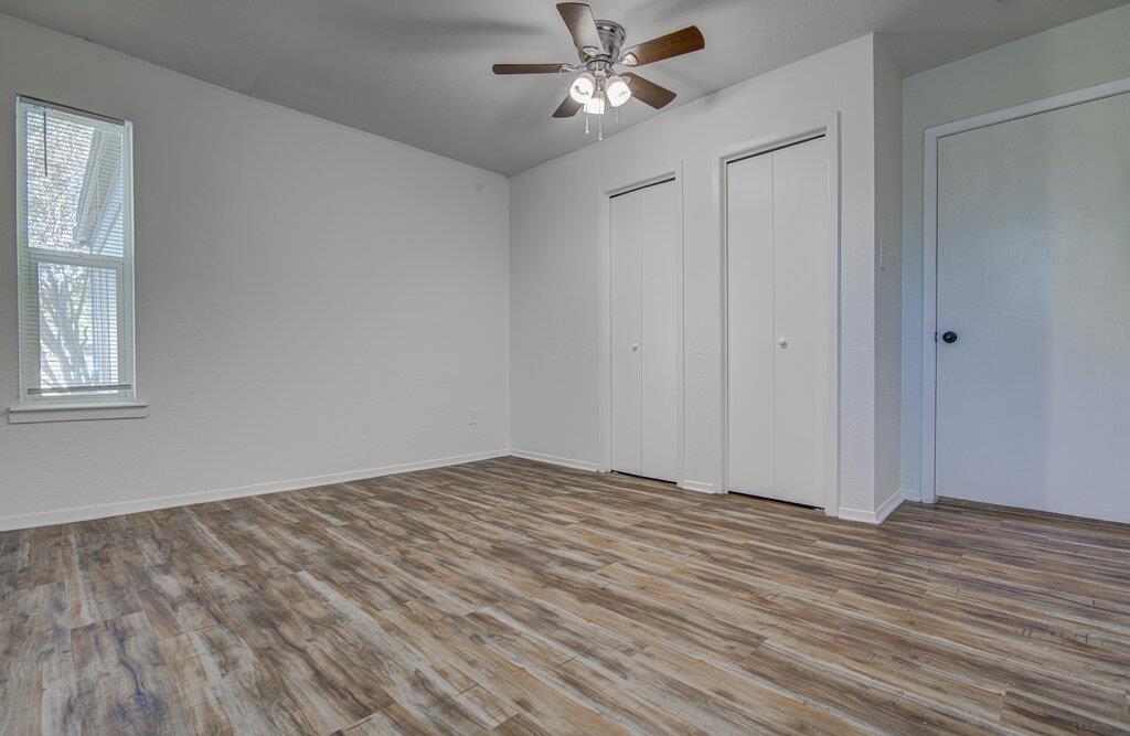 1807 Briar Hill Dr #b Property Photo 12