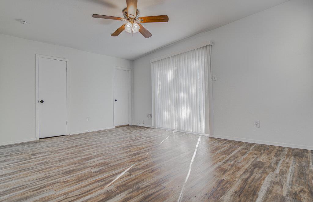 1807 Briar Hill Dr #b Property Photo 17