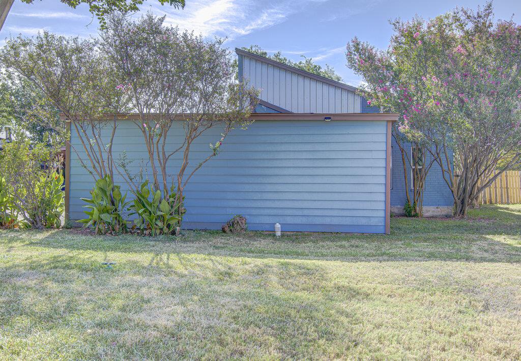 1807 Briar Hill Dr #b Property Photo 24