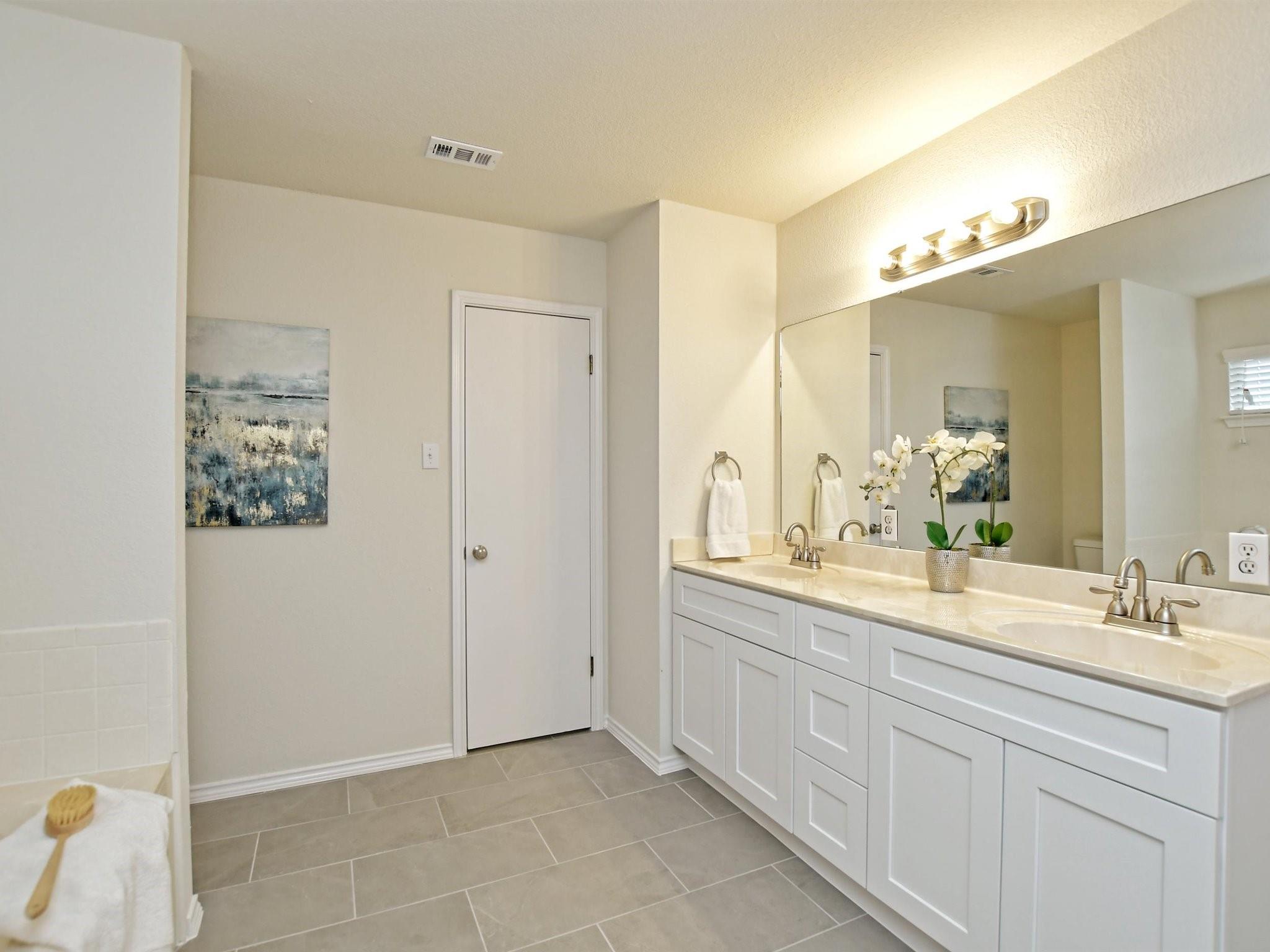 12316 Uttimer Ln Property Photo 15