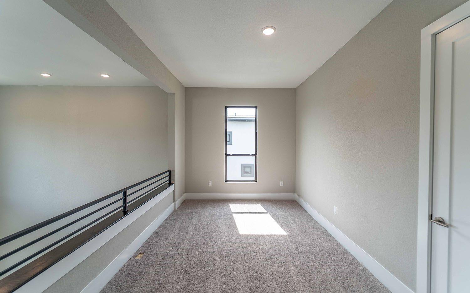 1002 Barrie Dr Property Photo 24