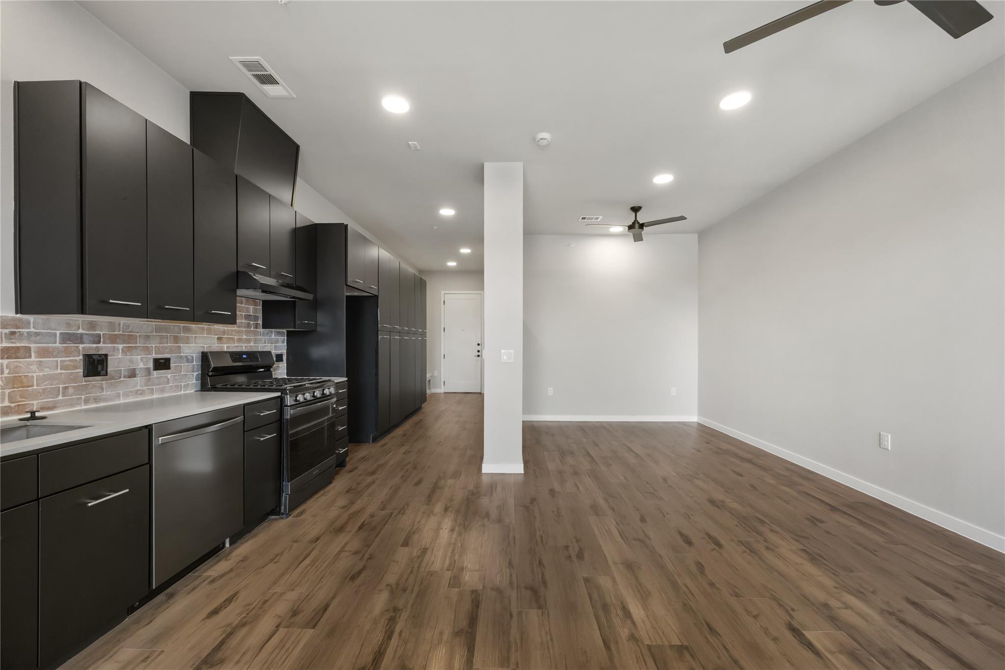 4510 Terry O Ln #unit 327 Property Photo 8