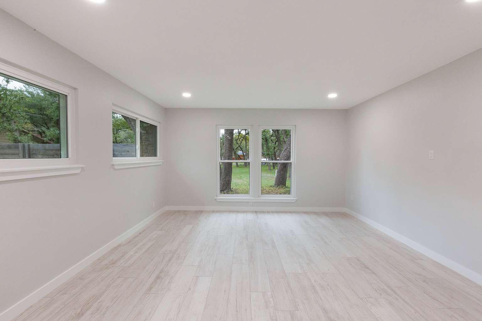 11508 Bell Ave Property Photo 10