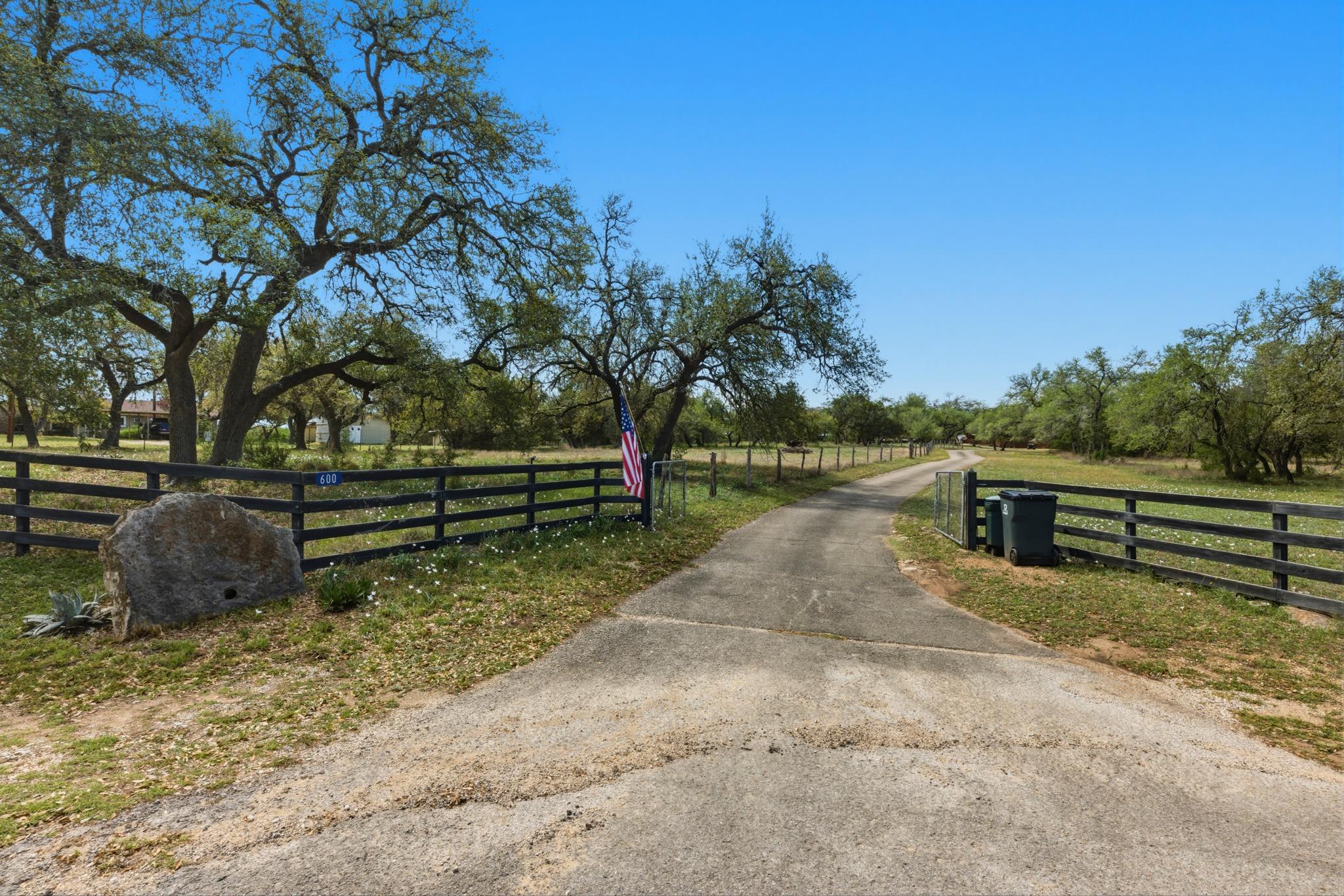 600 Misti Ln Property Photo 1