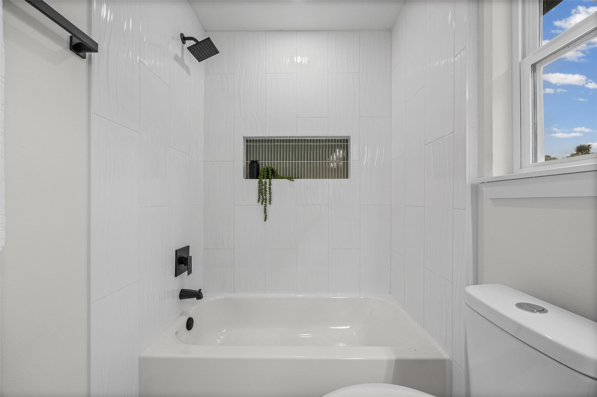 2817 Norfolk Dr Property Photo 22