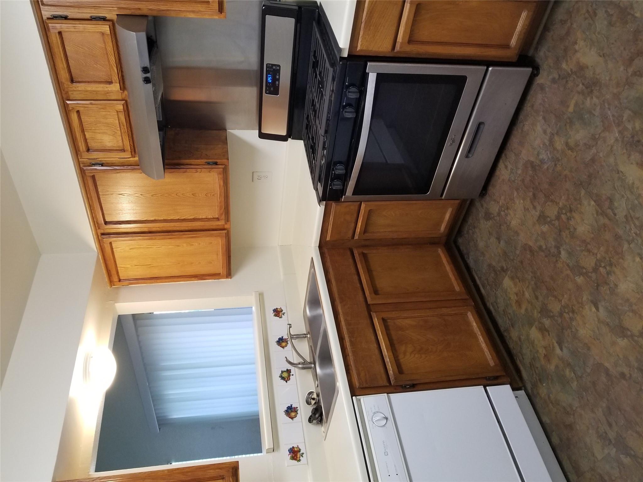8009 West Gate Blvd #a Property Photo 2