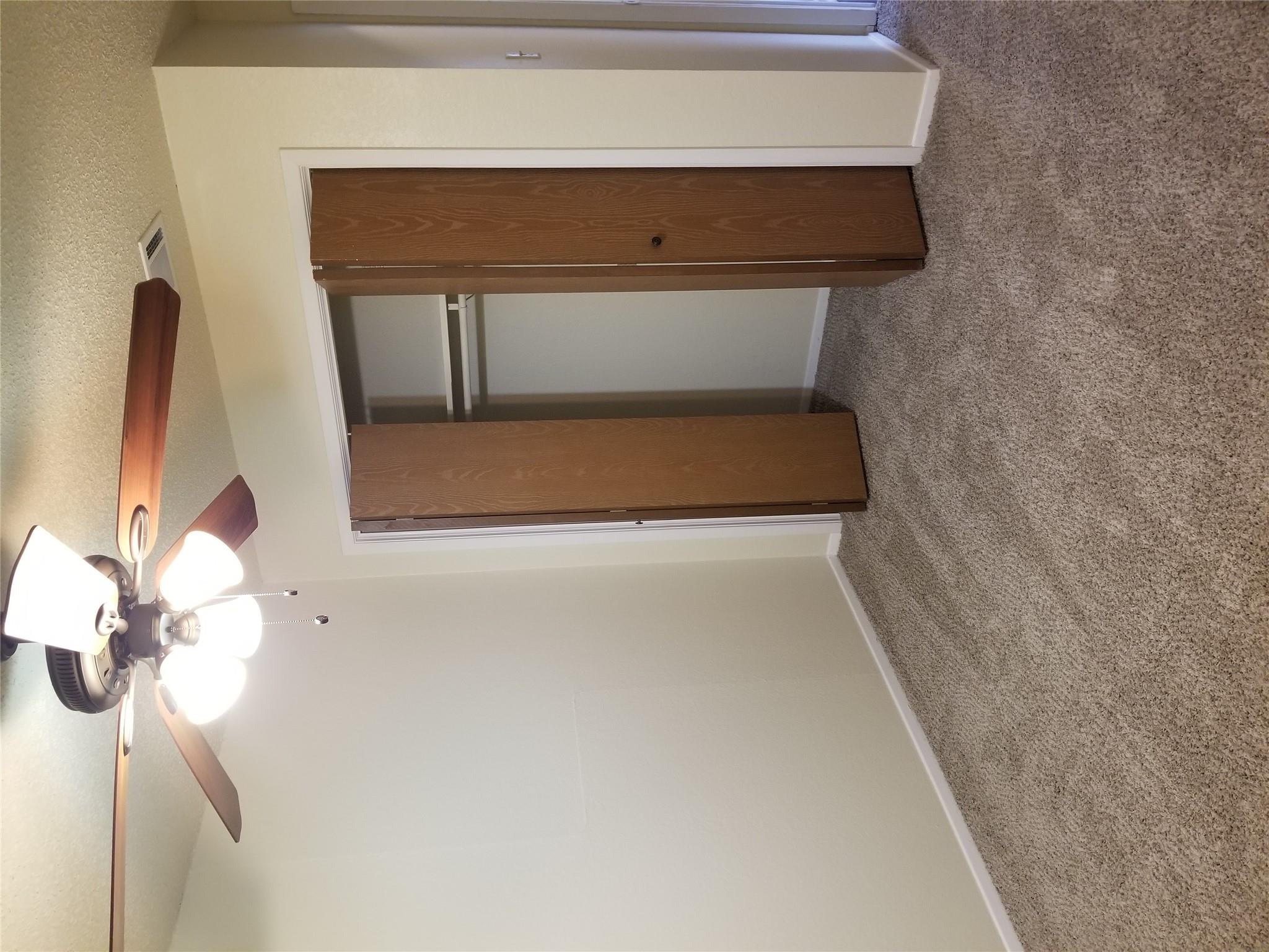 8009 West Gate Blvd #a Property Photo 10