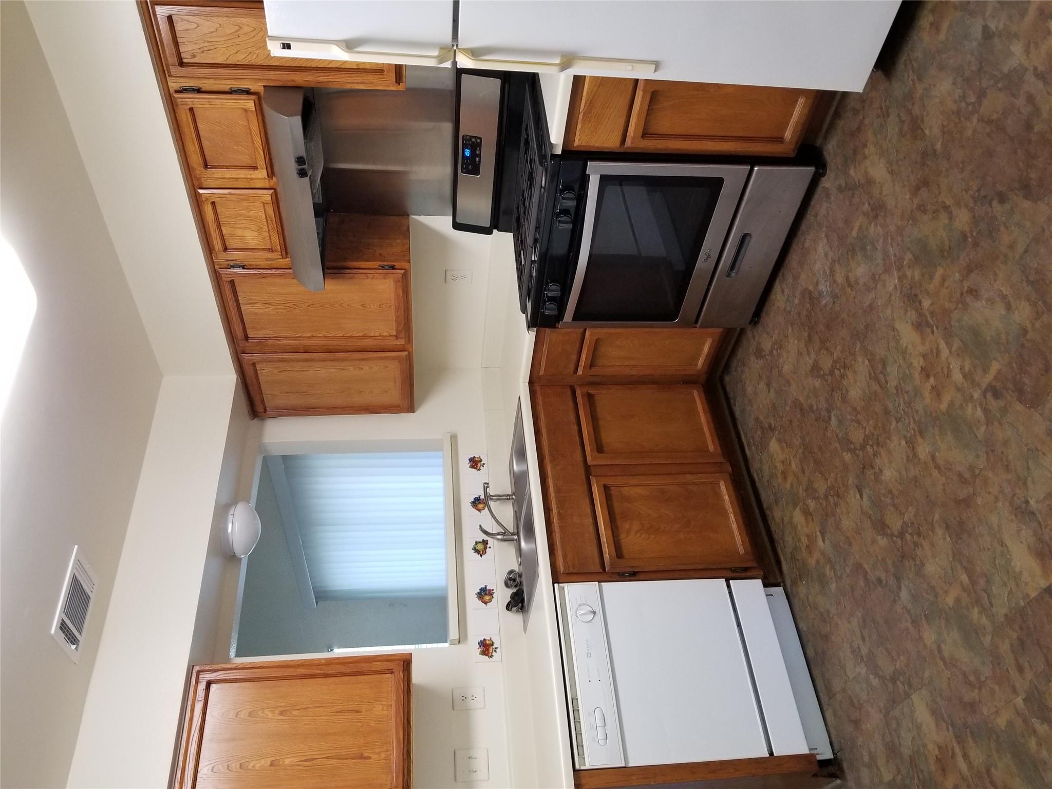 8009 West Gate Blvd #a Property Photo 16
