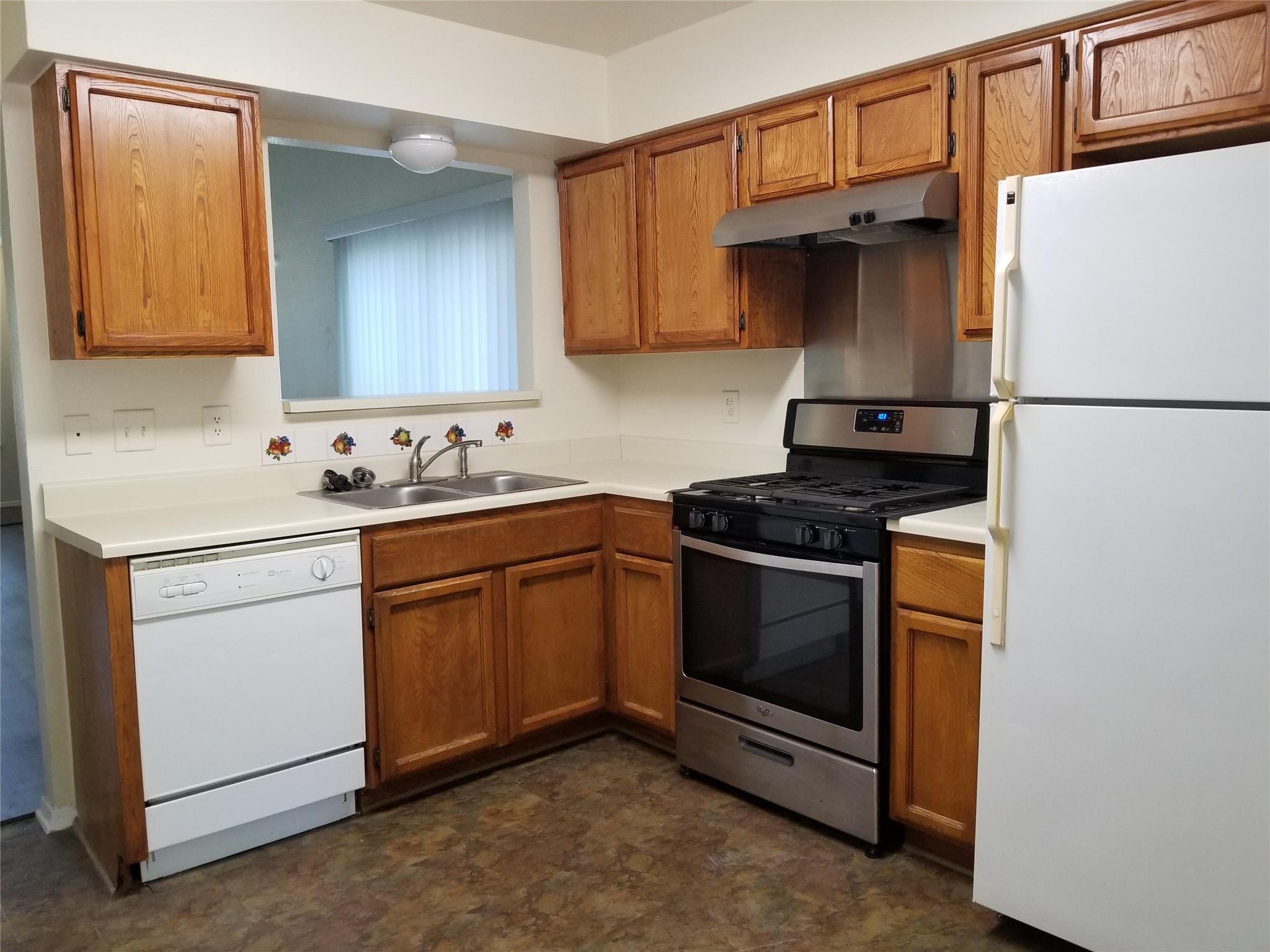 8009 West Gate Blvd #a Property Photo 17
