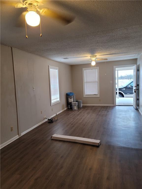 18501 Blake Manor Rd Property Photo 3