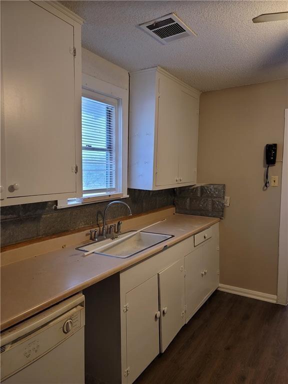 18501 Blake Manor Rd Property Photo 7