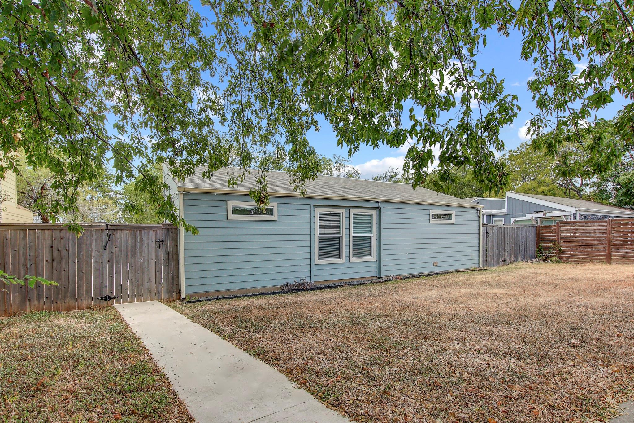 4413 Teri Rd Property Photo 2