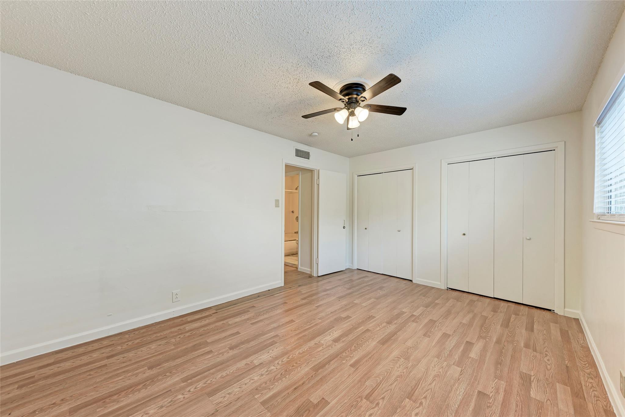 2404 Longview St #101 Property Photo 14