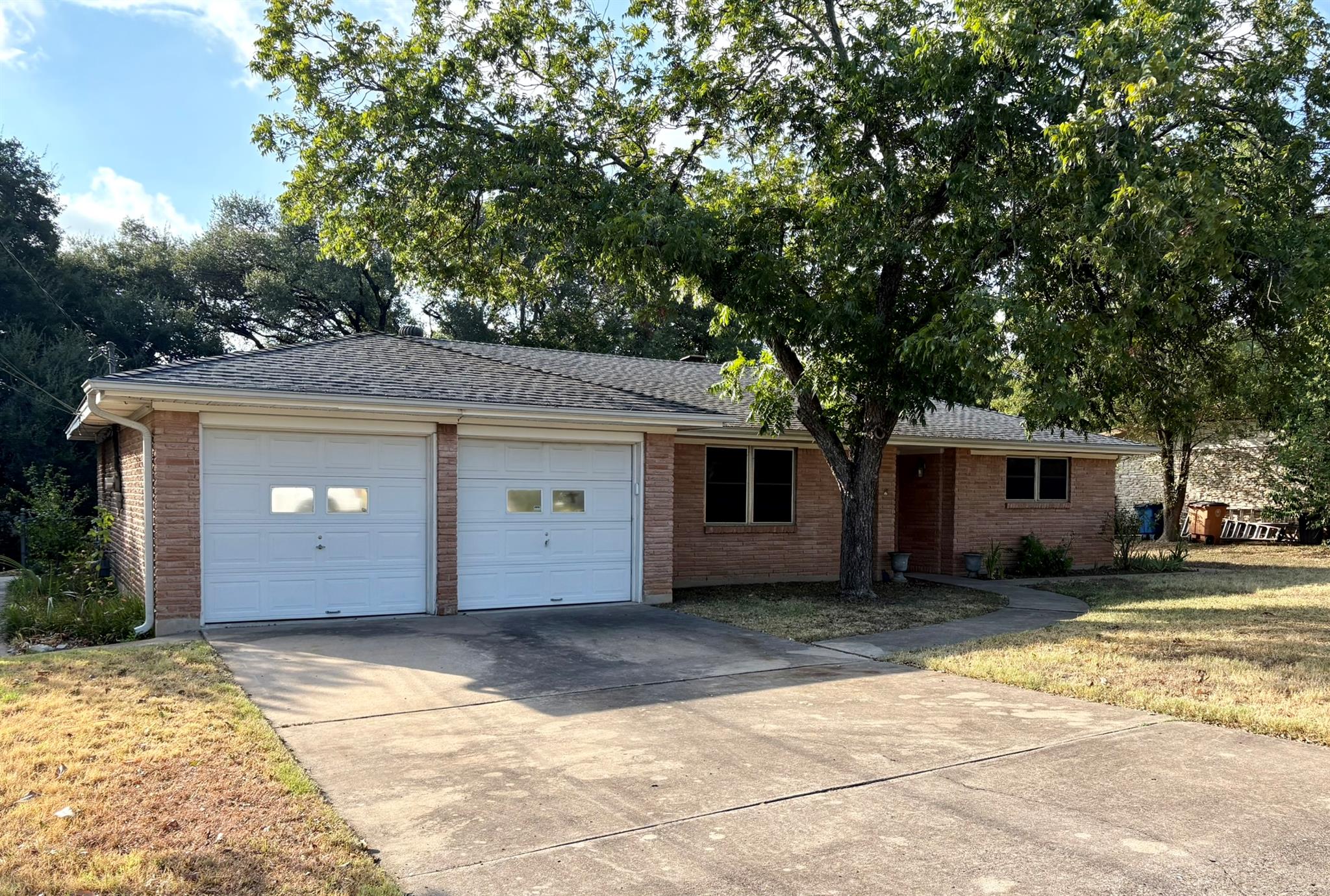 11401 Indianhead Dr Property Photo 1