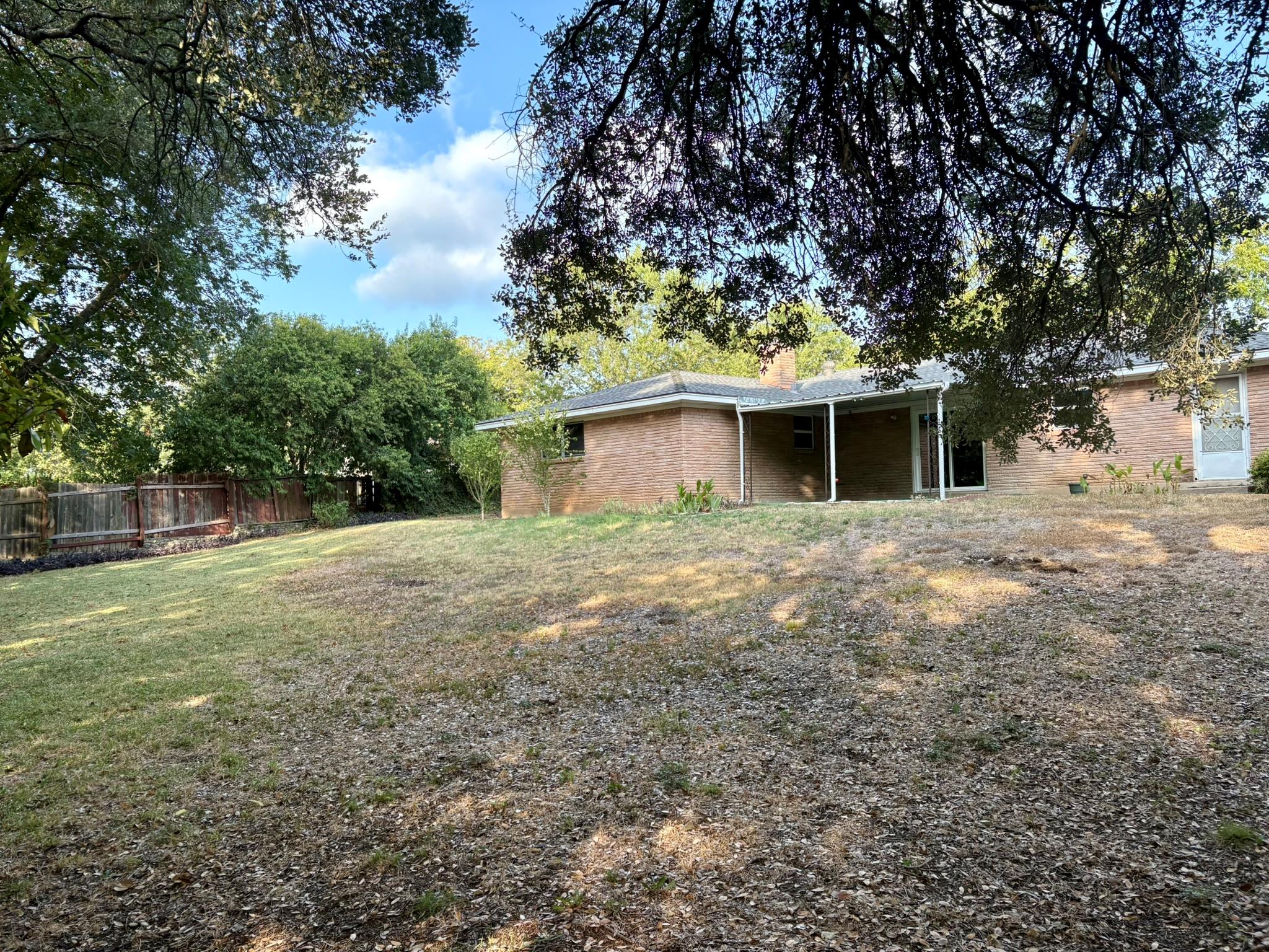11401 Indianhead Dr Property Photo 18