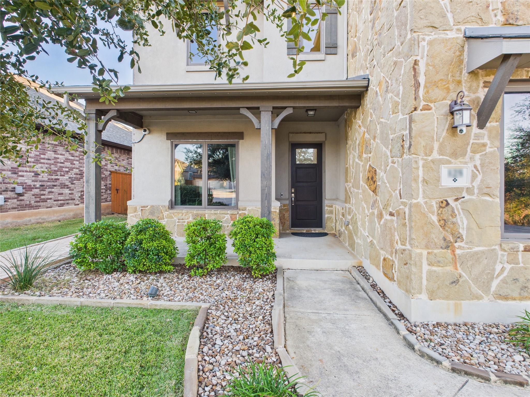 125 Frogfruit Way Property Photo 5