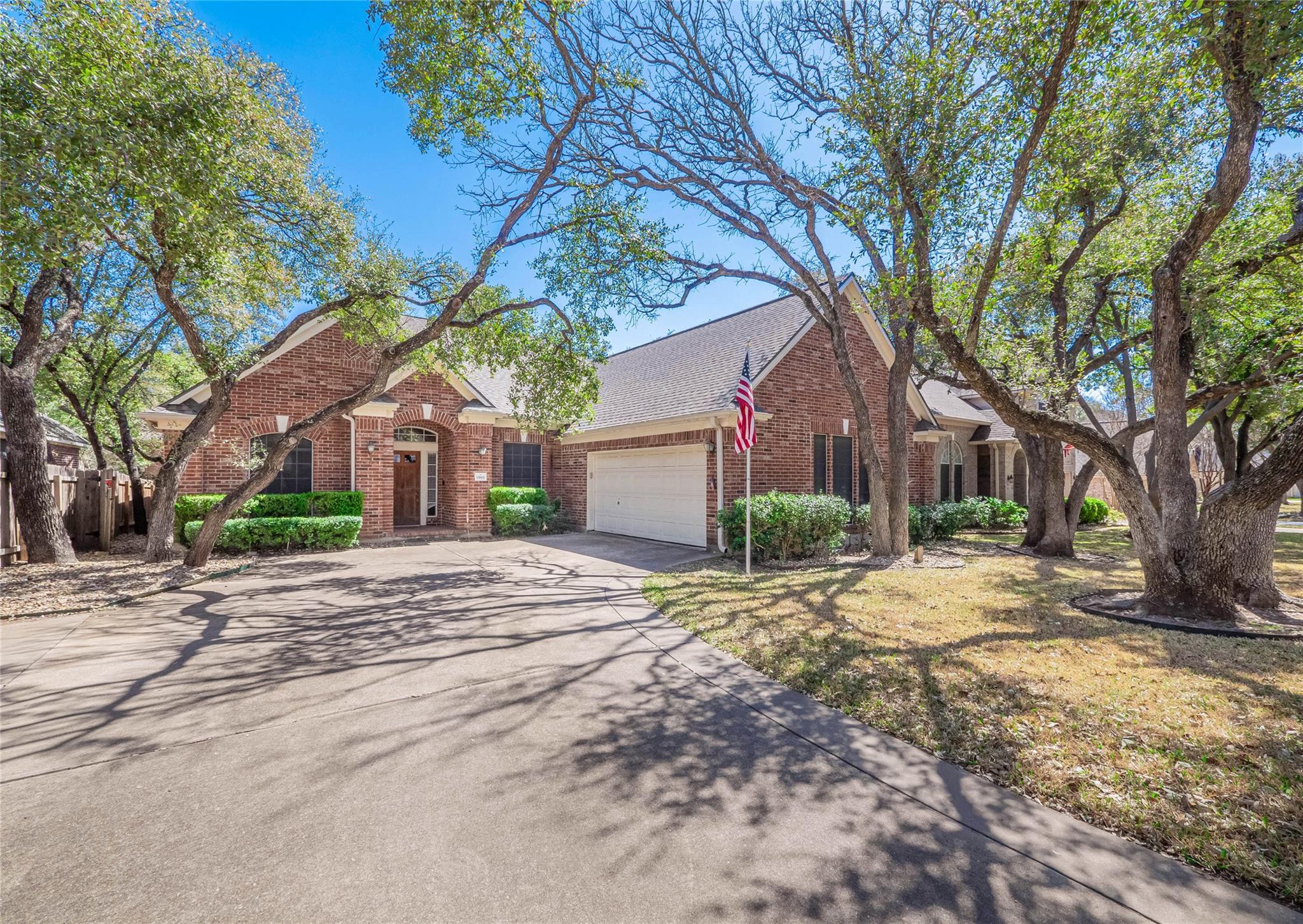 15819 W Dorman Dr Property Photo