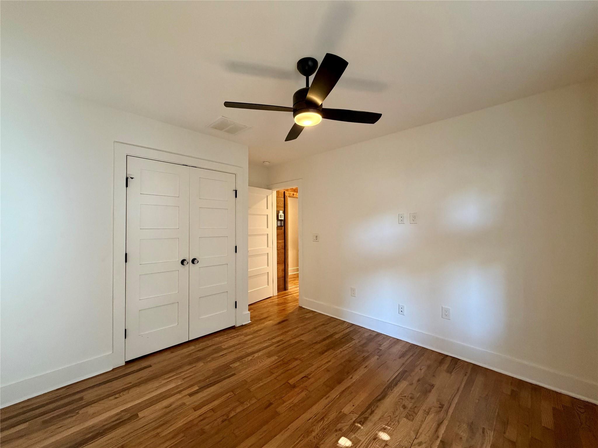 1211 E 2nd St #a Property Photo 23