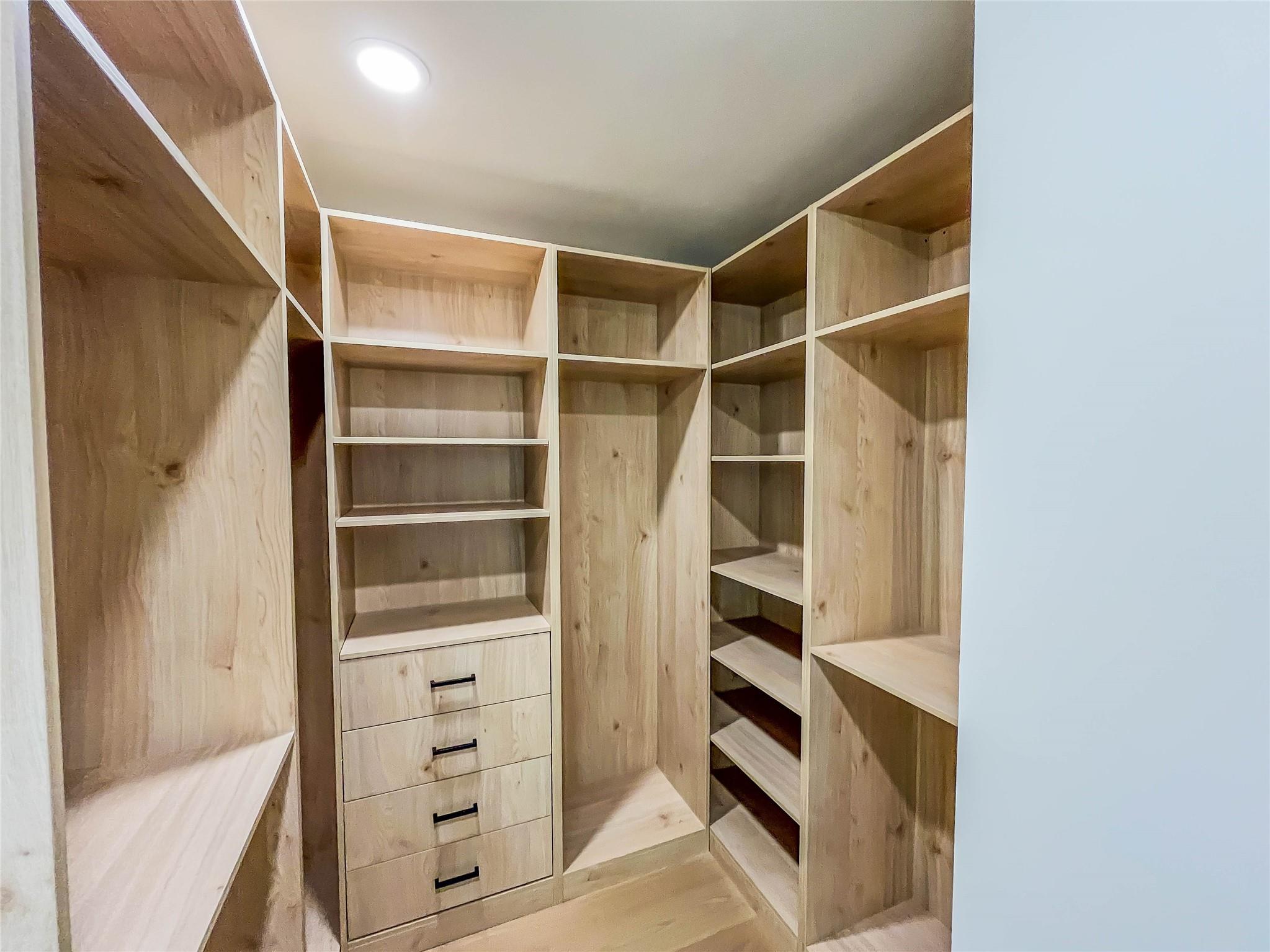 1020 Mountain Leather Dr Property Photo 17