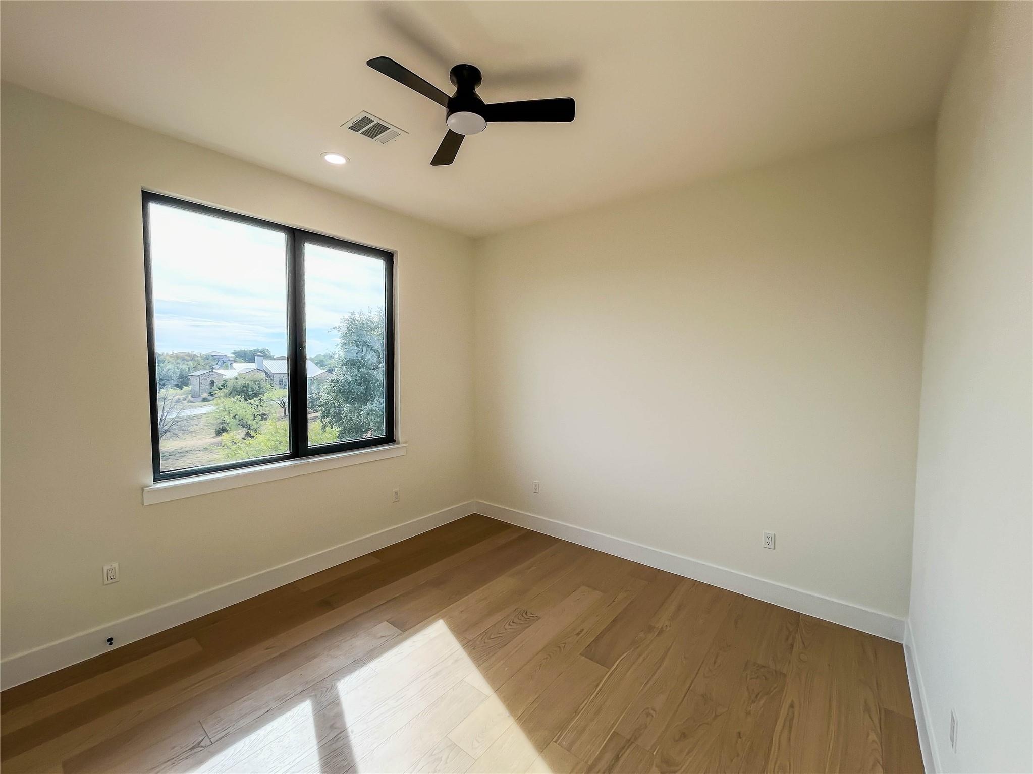 1020 Mountain Leather Dr Property Photo 25