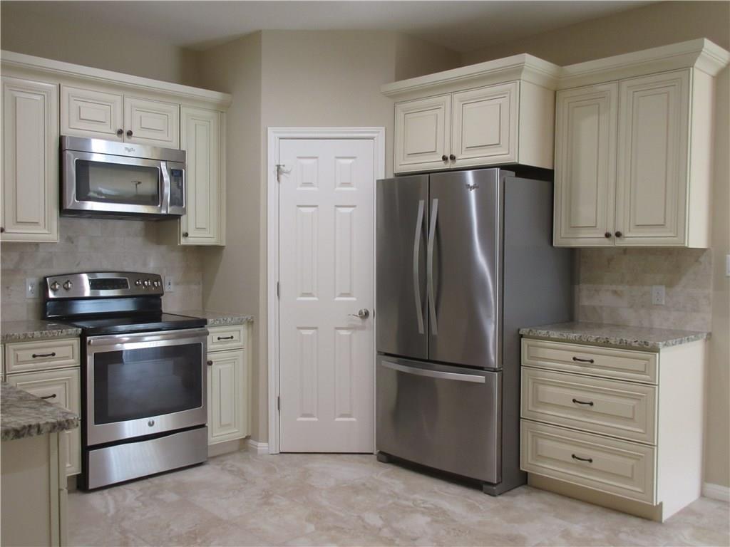 2405 Farragret Cv Property Photo 7