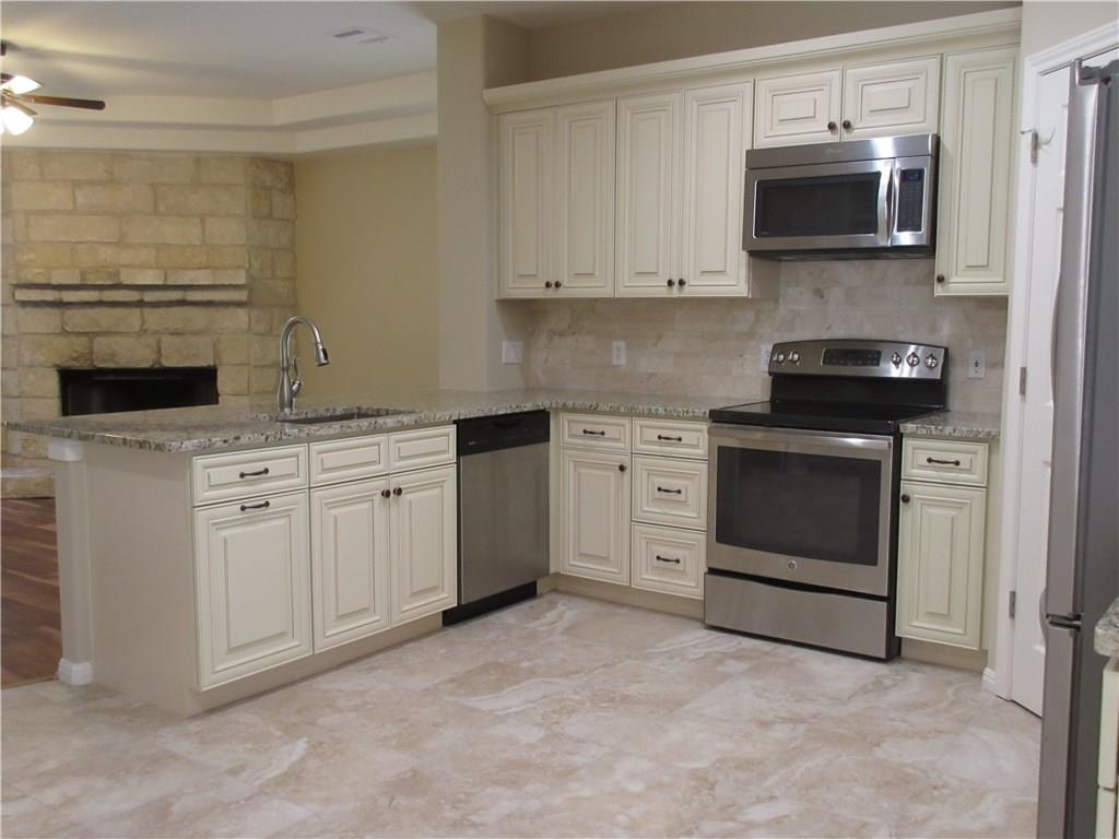 2405 Farragret Cv Property Photo 8