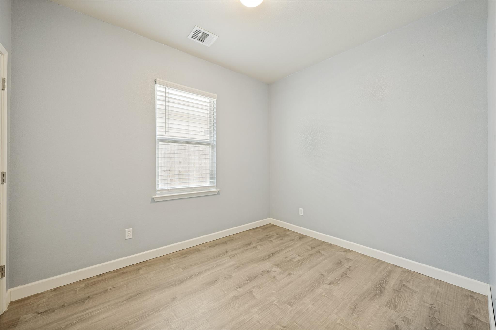 138 Wainscot Oak Way Property Photo 12