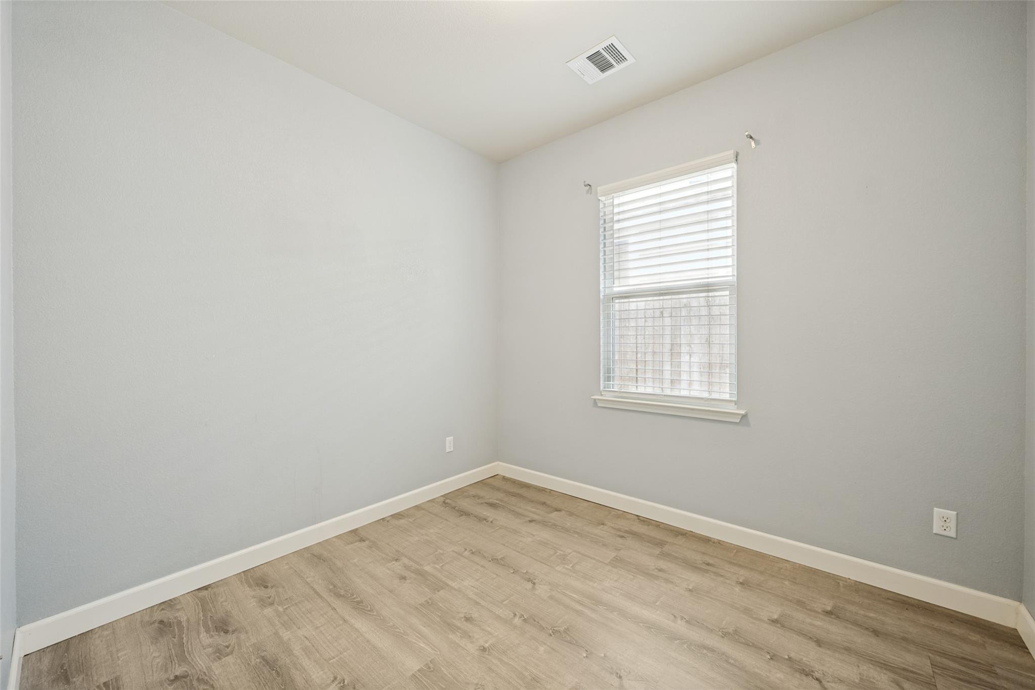 138 Wainscot Oak Way Property Photo 14