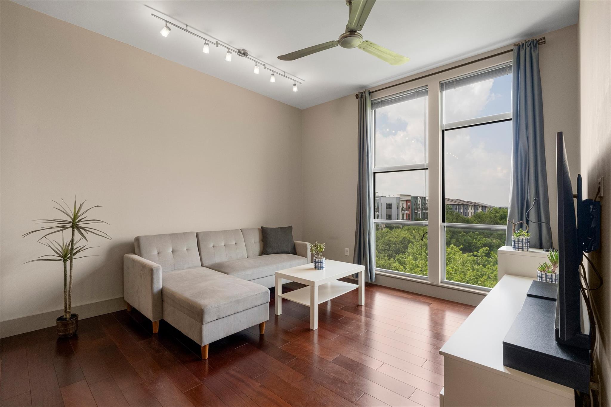 1320 Robert Browning St #408 Property Photo 16