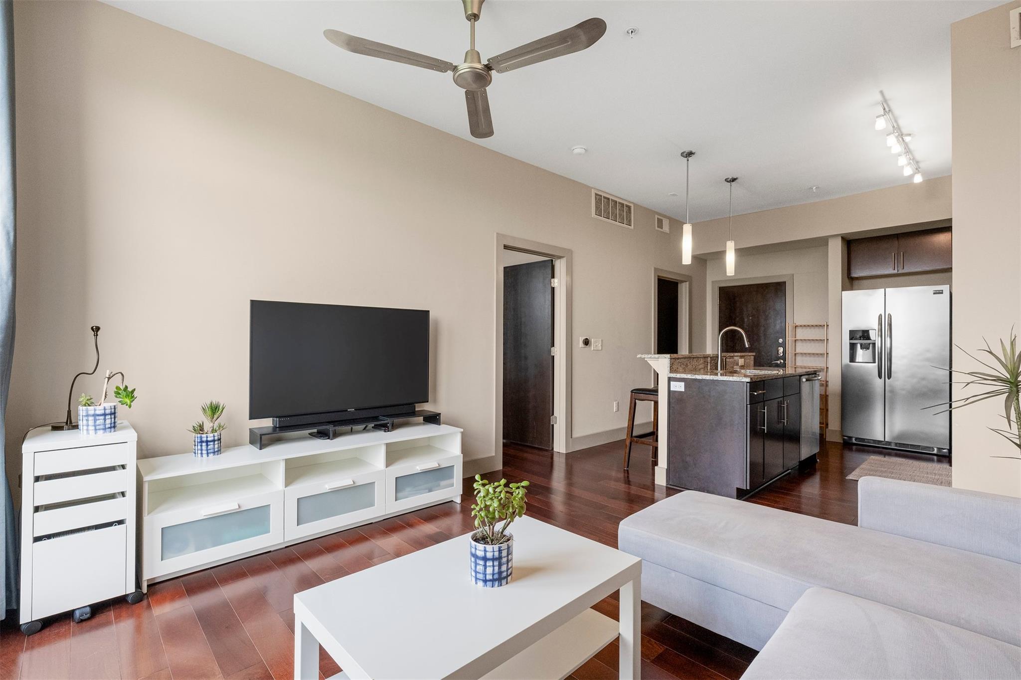 1320 Robert Browning St #408 Property Photo 18