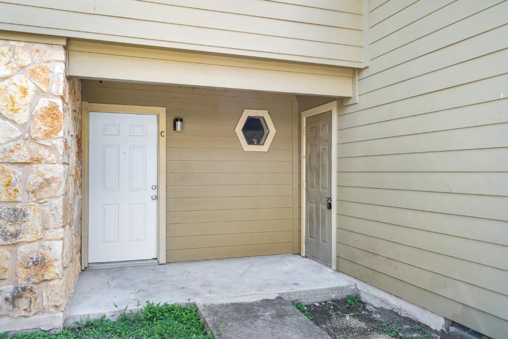 8703 Schick Rd #c Property Photo 5