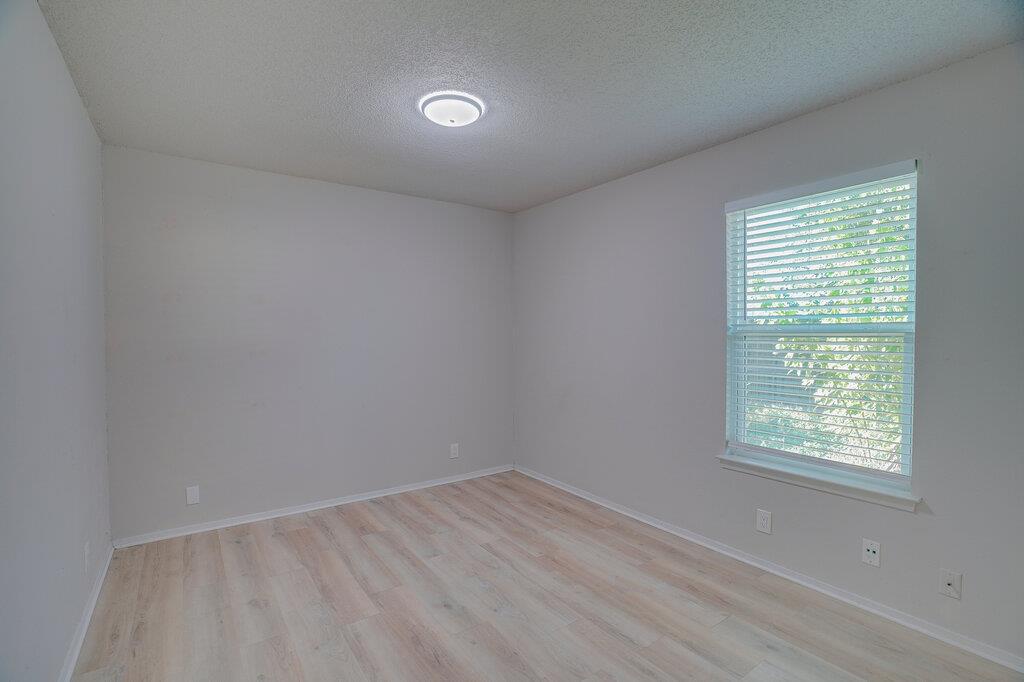 1206 Westcott Dr #b Property Photo 11