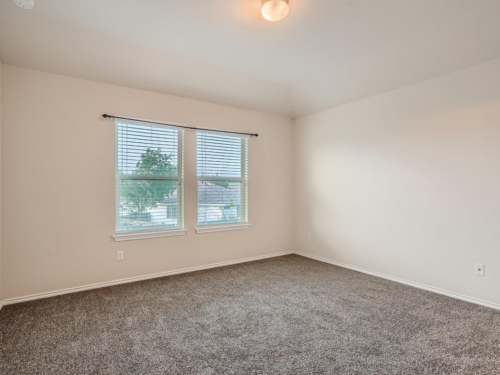 120 Shiloh Cv Property Photo 6