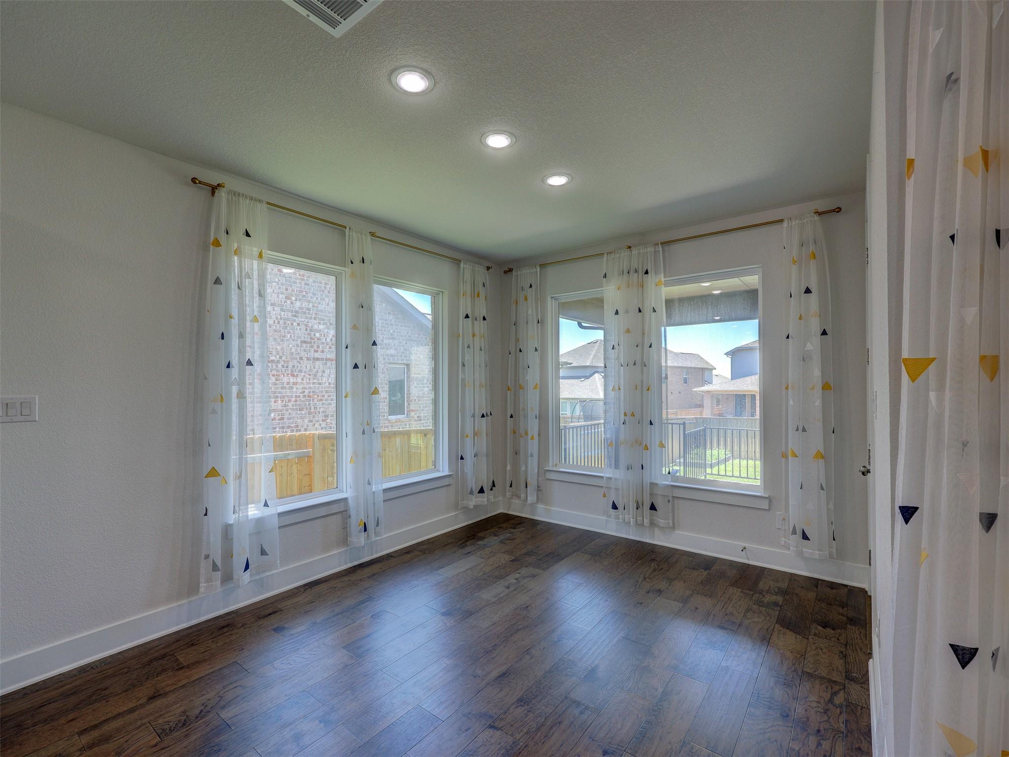 153 Milam Creek Dr Property Photo 14