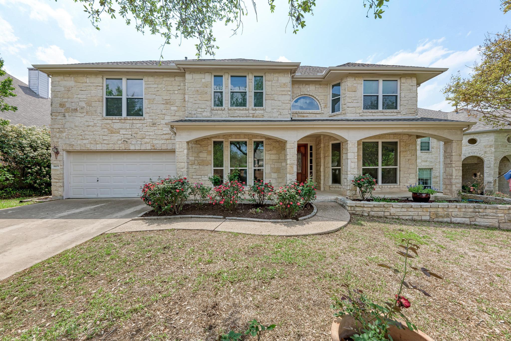 8105 Endeavor Cir Property Photo 1