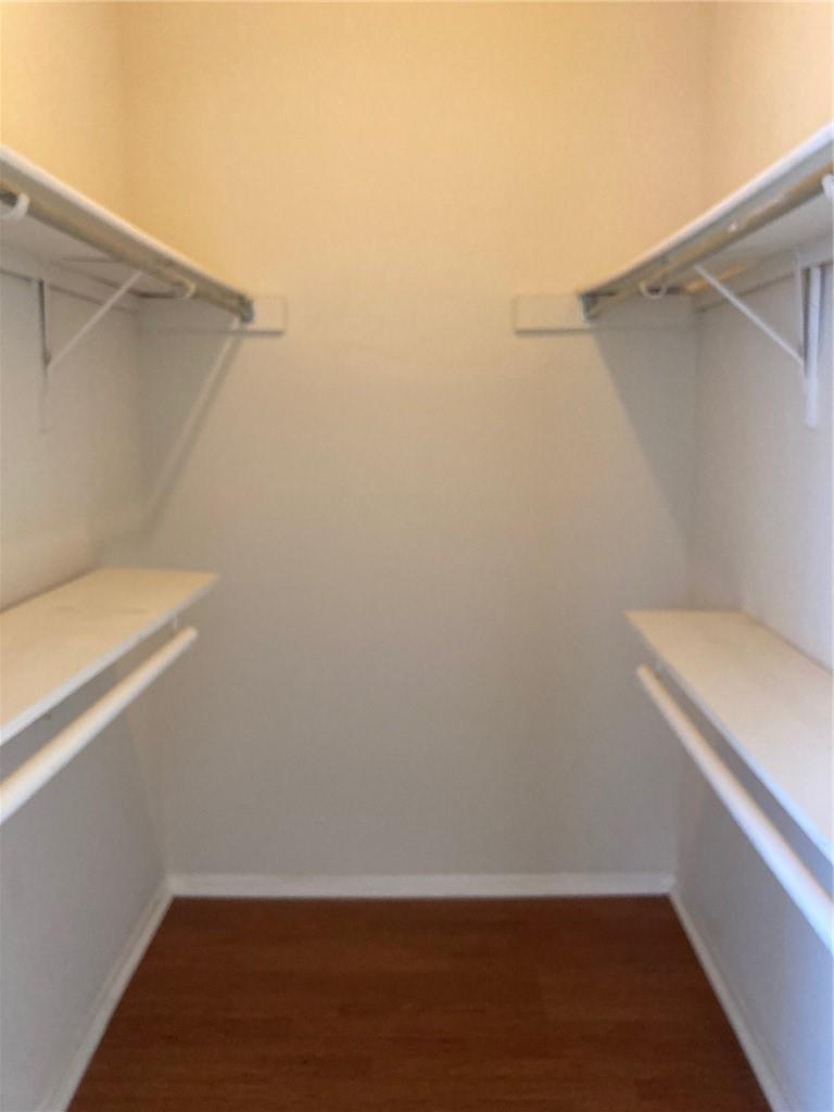 806 W 24th St #218 Property Photo 7