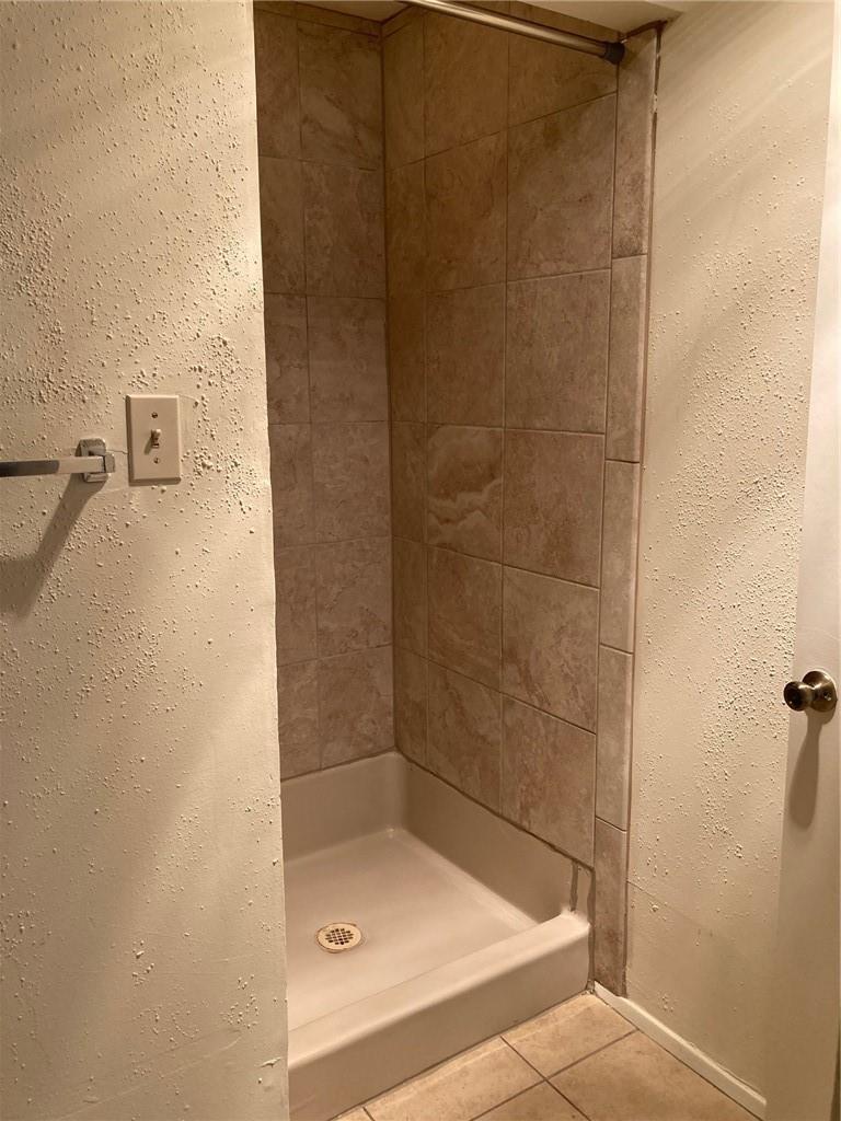 806 W 24th St #218 Property Photo 12