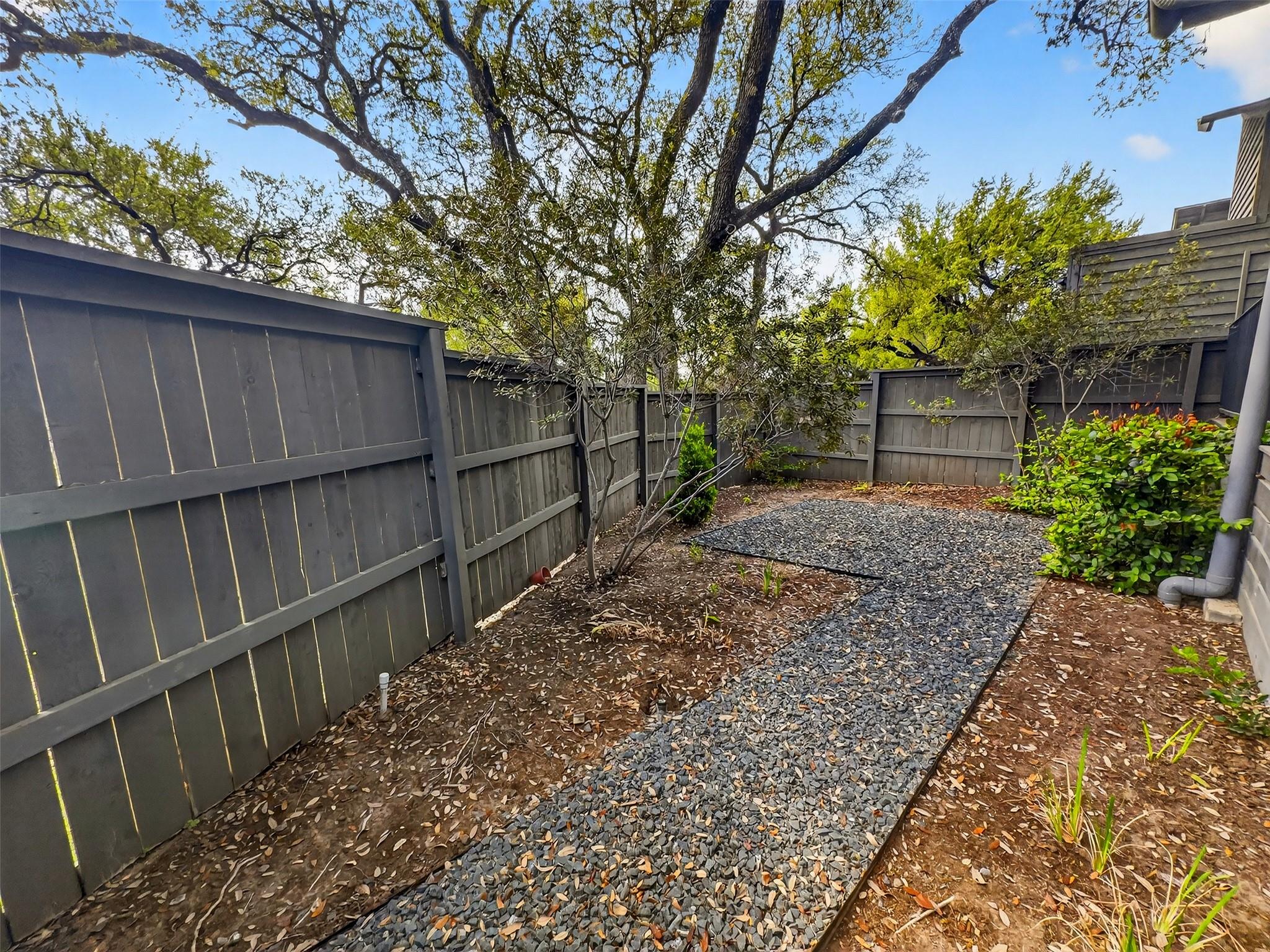 2113 Barbaro Way Way #17 Property Photo 5