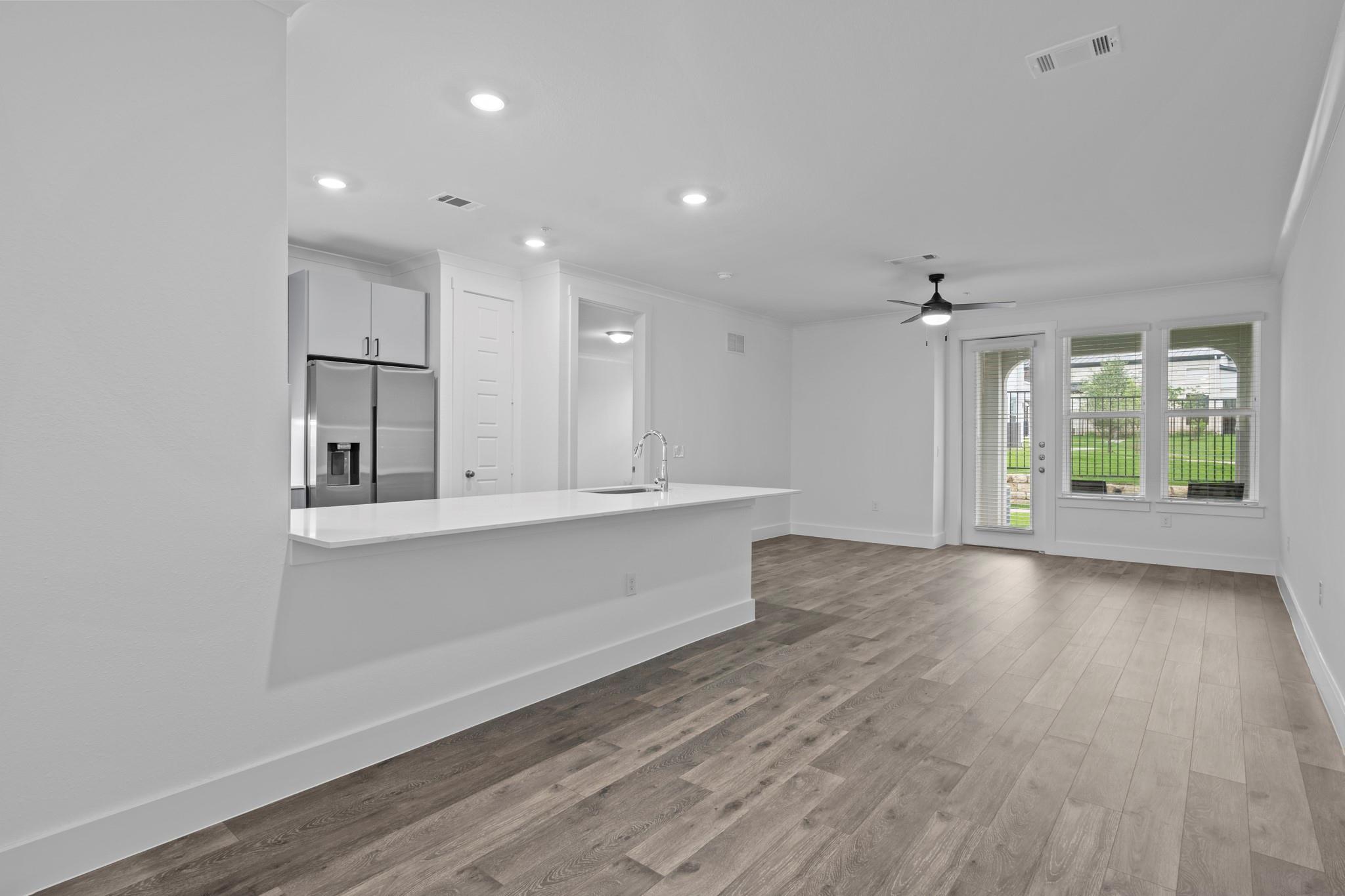 1664 Hillside Terrace None #1112 Property Photo 11