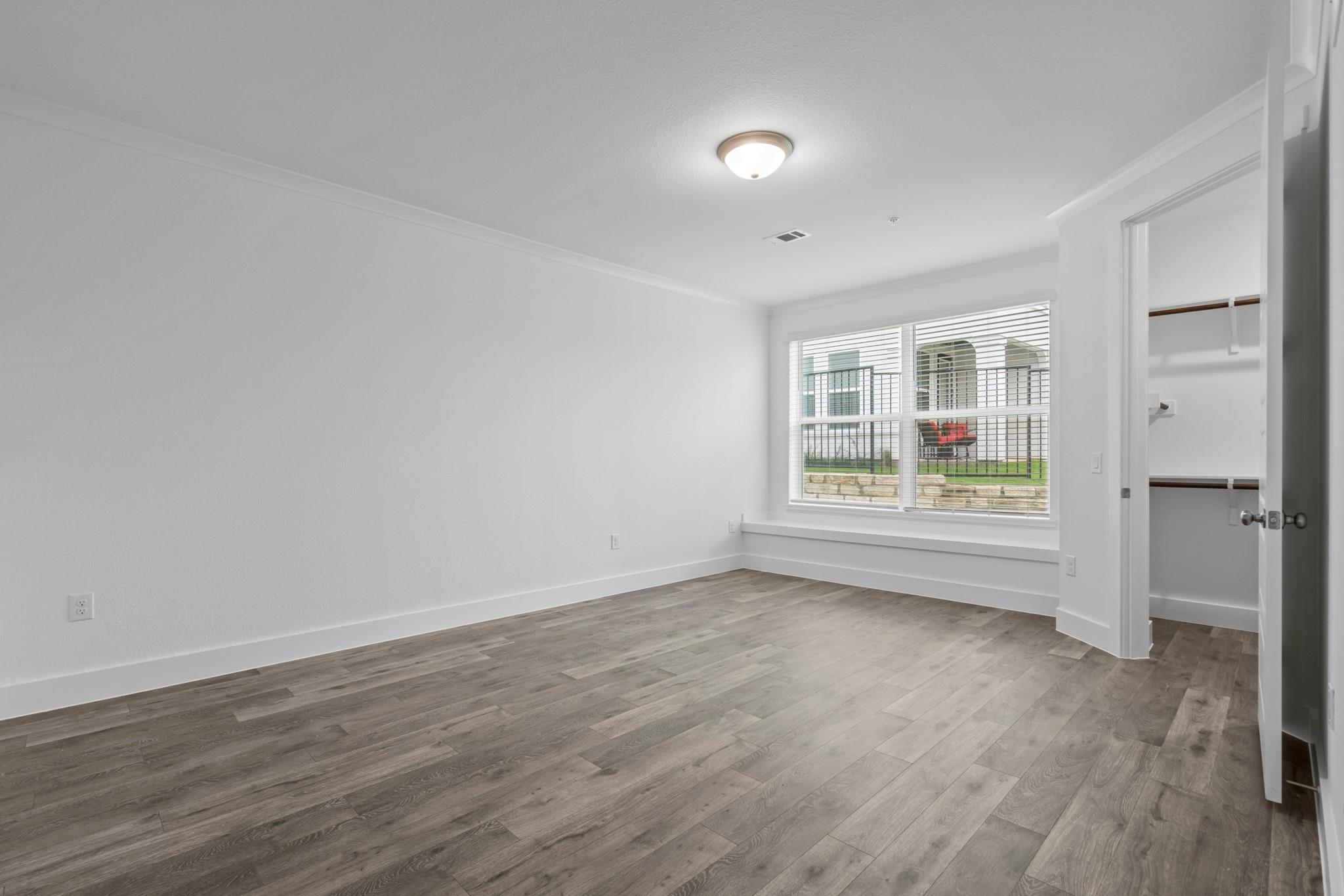 1664 Hillside Terrace None #1112 Property Photo 24