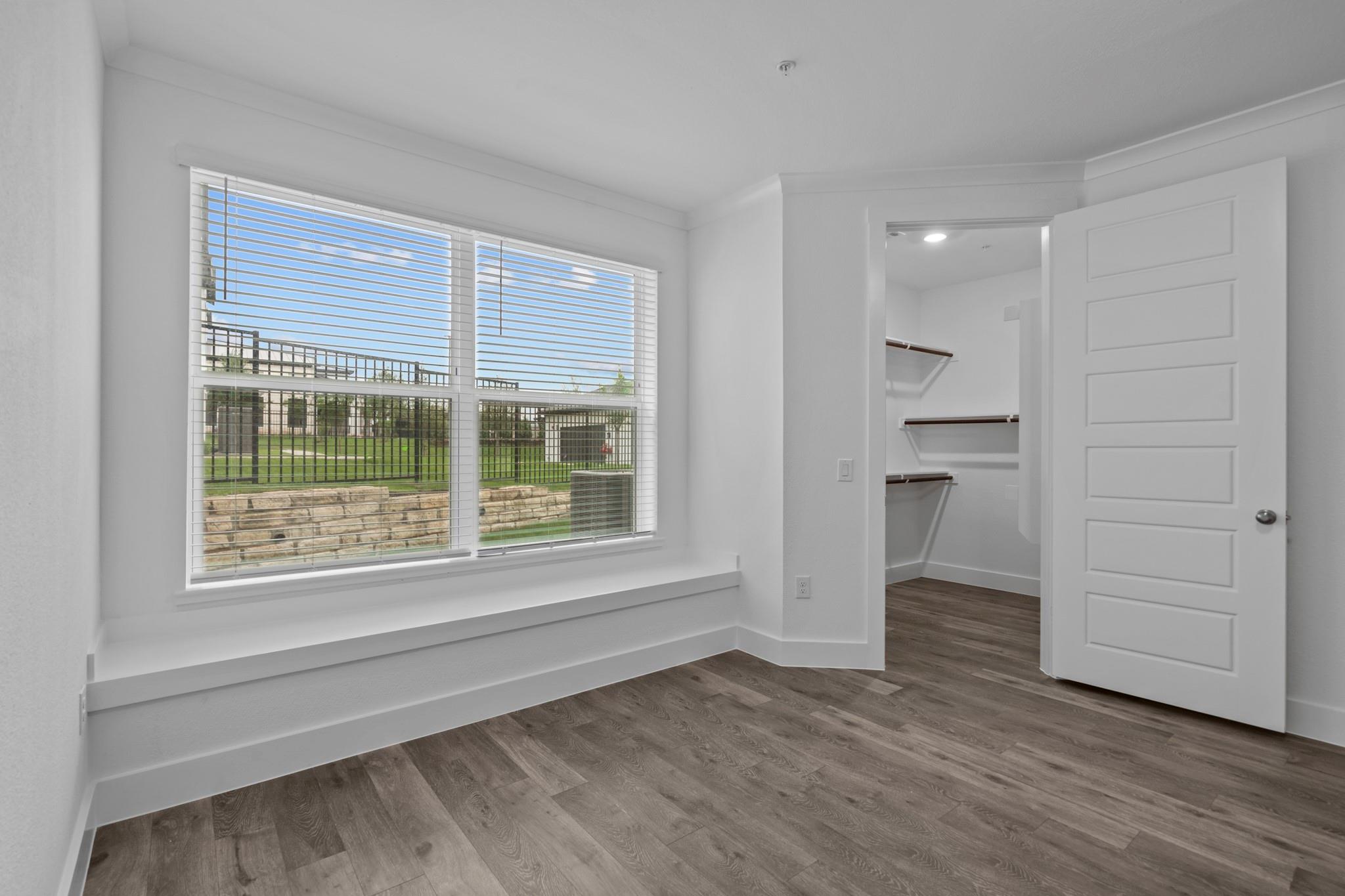 1664 Hillside Terrace None #1112 Property Photo 27