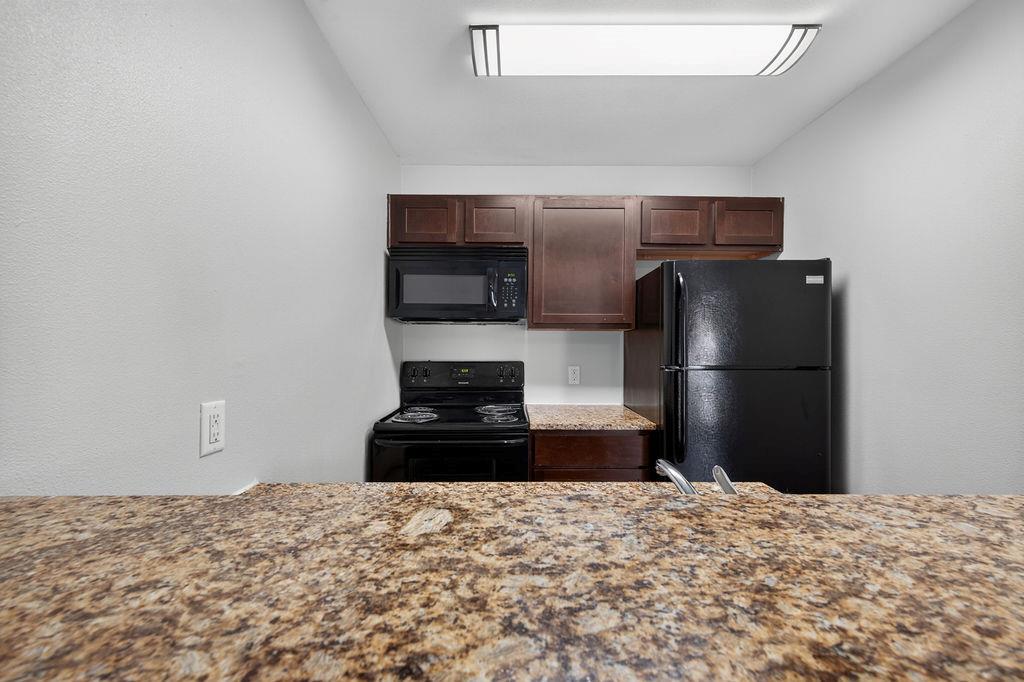 2512 Durwood St #110 Property Photo 4