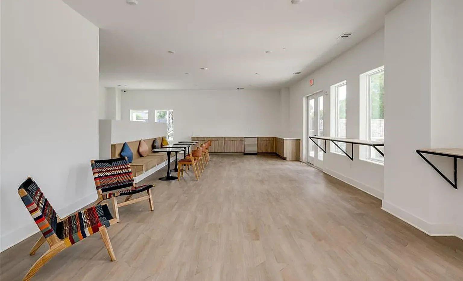 4802 S Congress Ave 307 Property Photo 21