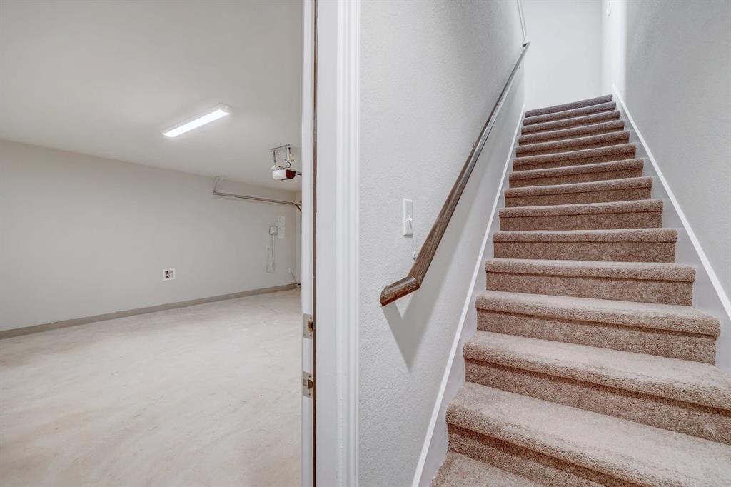 305 Toddy Way Property Photo 10