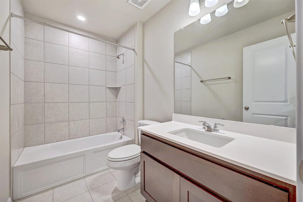 305 Toddy Way Property Photo 12
