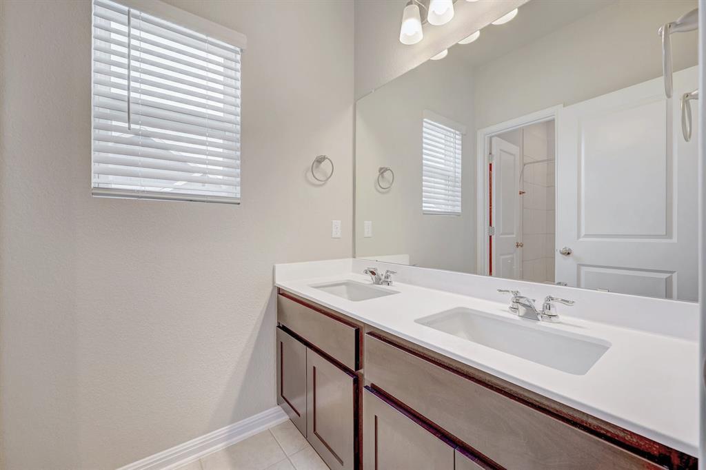 305 Toddy Way Property Photo 19