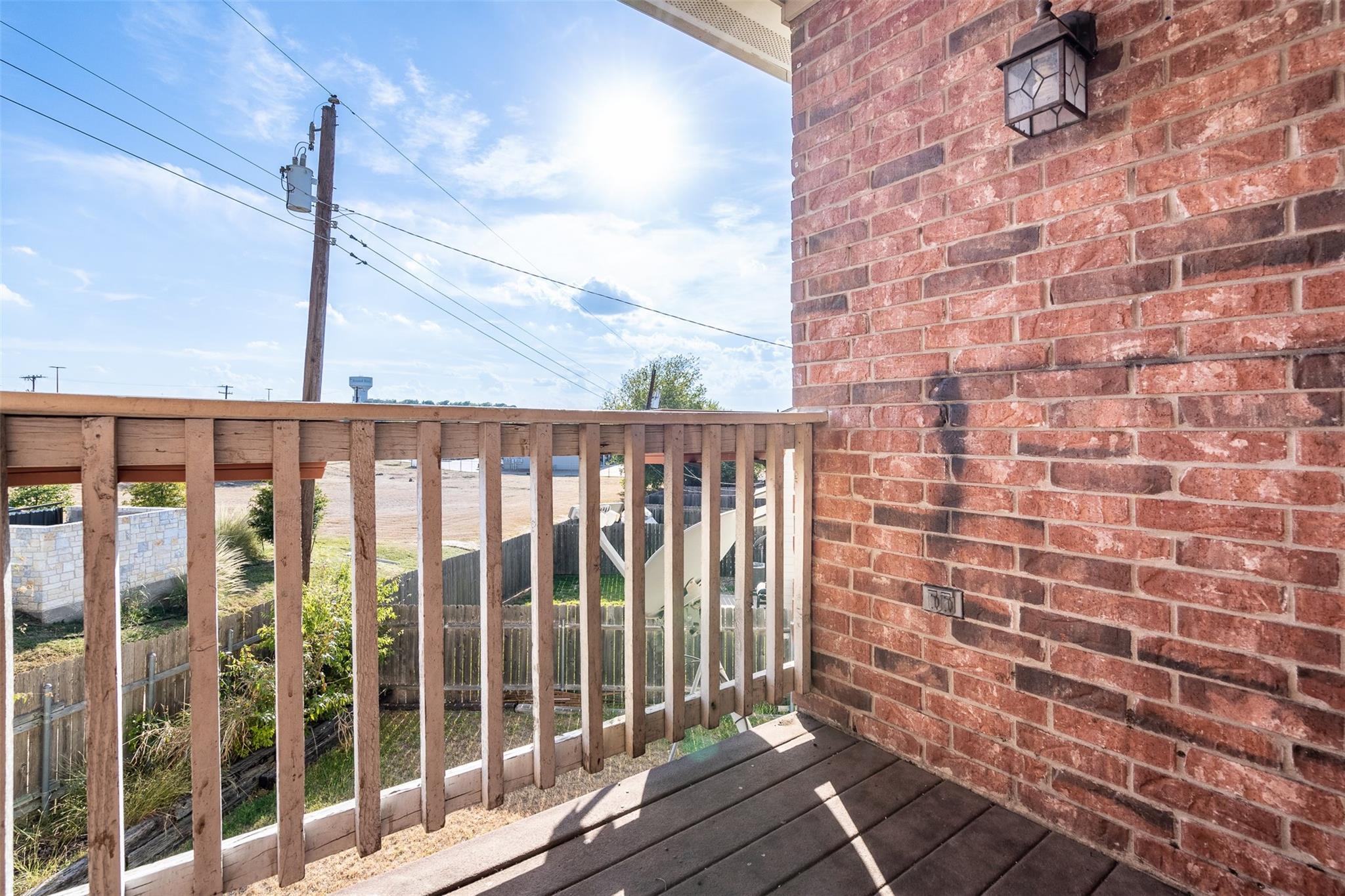311 Rawhide Loop Property Photo 3