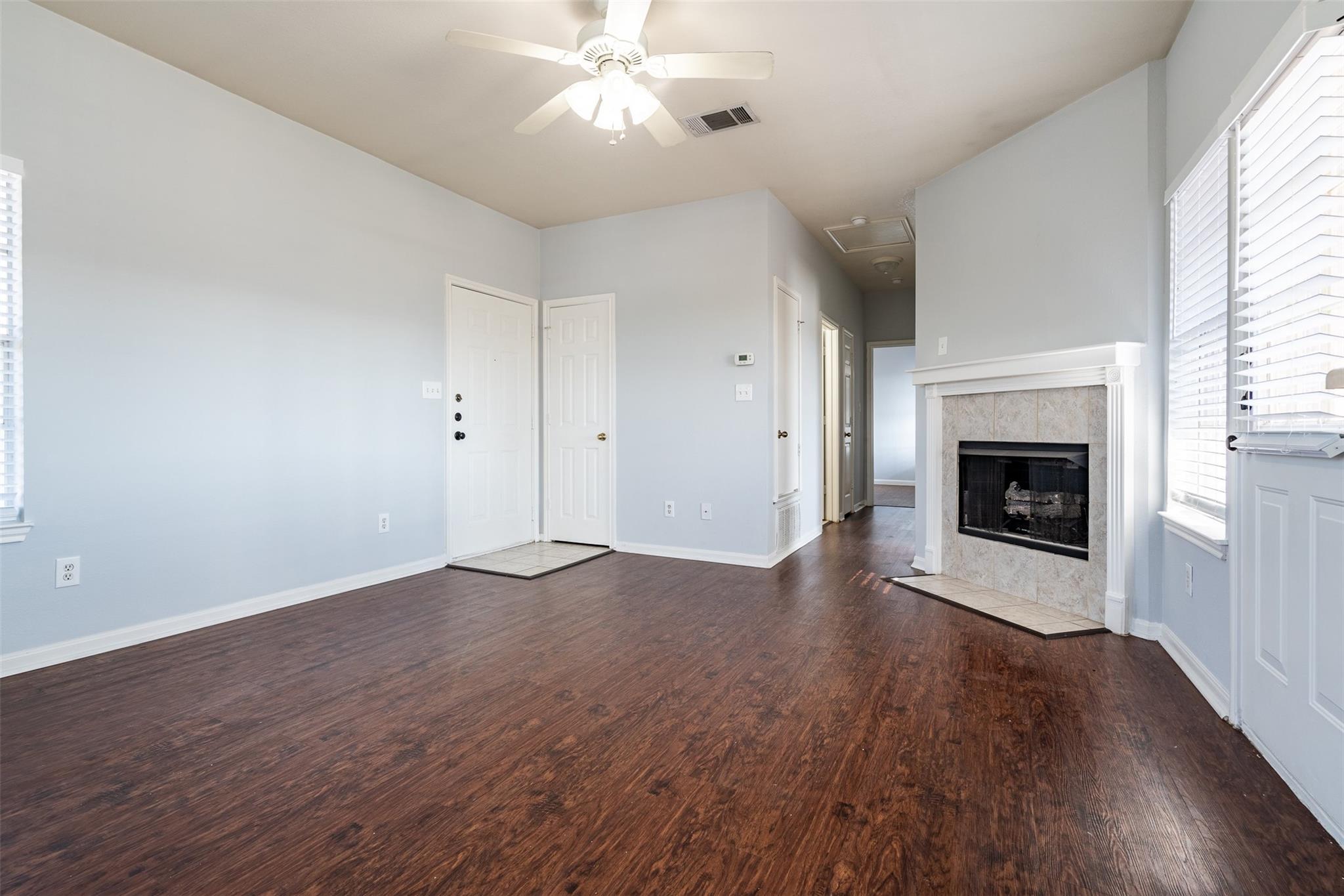 311 Rawhide Loop Property Photo 8